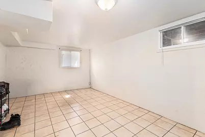 210 N Lavinia Street, Ludington, MI 49431 - Photo 36