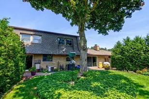 2727 S Lakeshore Dr, Saint Joseph, MI 49085 - Photo 38