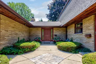 2727 S Lakeshore Dr, Saint Joseph, MI 49085 - Photo 4