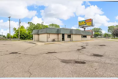 1425 Wildwood Avenue, Jackson, MI 49202 - Photo 2