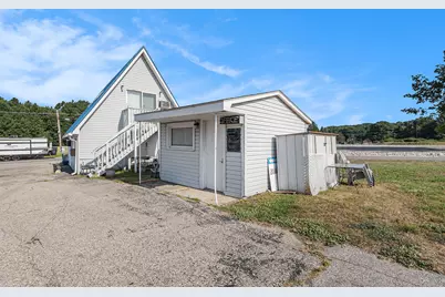 1882 N Lakeshore Dr, Ludington, MI 49431 - Photo 16
