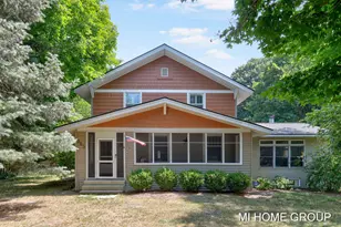 663 Lugers Rd, Holland, MI 49423 - Photo 2