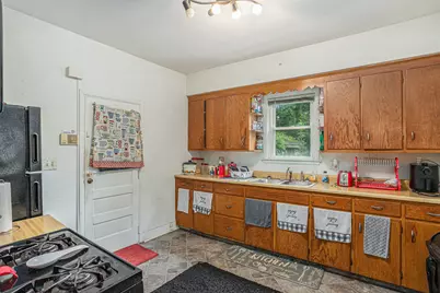 1110 Hotop Avenue, Kalamazoo, MI 49048 - Photo 6