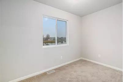 13726 Oasis Avenue, Holland, MI 49424 - Photo 8