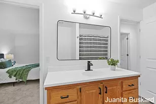 2743 Mulford Dr SE, Grand Rapids, MI 49546 - Photo 26