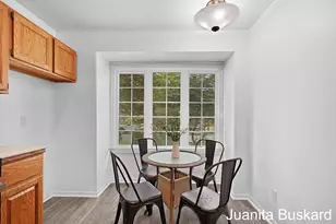 2743 Mulford Dr SE, Grand Rapids, MI 49546 - Photo 8