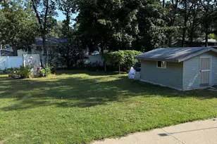 2278 Reneer Ave, Muskegon, MI 49441 - Photo 10