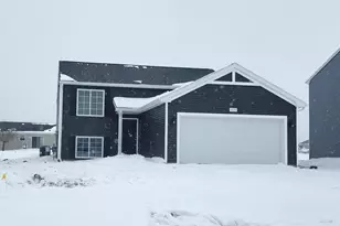 1029 Foxglove Ave, Vicksburg, MI 49097 - Photo 2