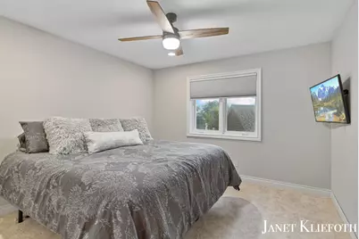 7230 Cuesta Way Drive NE, Rockford, MI 49341 - Photo 30