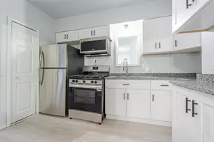 16923 Stephens Dr, Eastpointe, MI 48021 - Photo 12