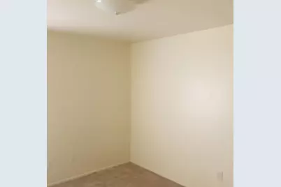 19639 W 12 Mile Road Road #104, Southfield, MI 48076 - Photo 4