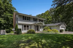 10425 E Q Ave, Scotts, MI 49088 - Photo 1