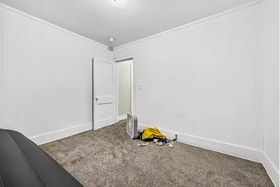 827 W Larch Avenue, Muskegon, MI 49441 - Photo 46