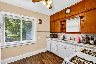 827 W Larch Ave, Muskegon, MI 49441 - Photo 66