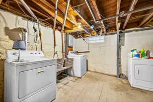 827 W Larch Ave, Muskegon, MI 49441 - Photo 78