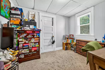 827 W Larch Avenue, Muskegon, MI 49441 - Photo 18
