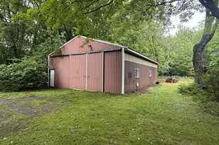 1898 Benjamin Rd, Muskegon, MI 49445 - Photo 2