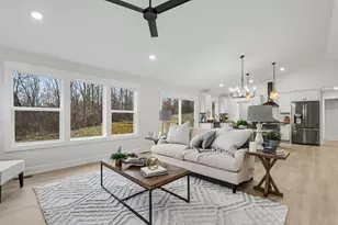 5883 Valley Point Dr, Caledonia, MI 49316 - Photo 4