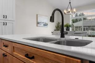 245 Auseon Ct, Hillsdale, MI 49242 - Photo 8