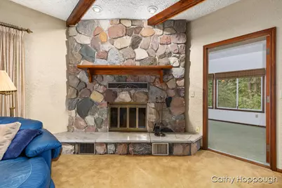 735 Prairie Creek Road, Ionia, MI 48846 - Photo 10