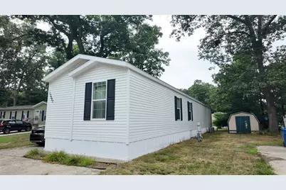 13523 Oaktree Ct, Grand Haven, MI 49417 - Photo 2