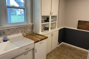 109 W Melendy St, Ludington, MI 49431 - Photo 6