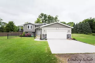 15333 Cedar Springs Ave NE, Cedar Springs, MI 49319 - Photo 1