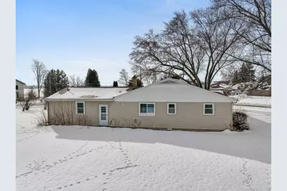 616 Lakeshore Drive, Cadillac, MI 49601 - Photo 4