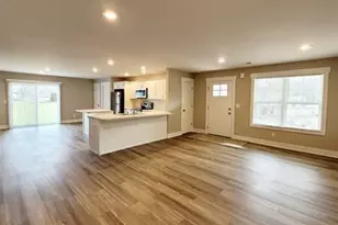 545 N Main St, Wayland, MI 49348 - Photo 8