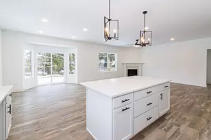 19360 Newburgh Rd, Livonia, MI 48152 - Photo 10