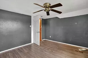 226 E High St, Jackson, MI 49203 - Photo 28
