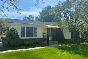 2160 Georgetown Blvd, Ann Arbor, MI 48105 - Photo 2