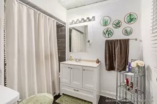 107 S Main St, Rockford, MI 49341 - Photo 6