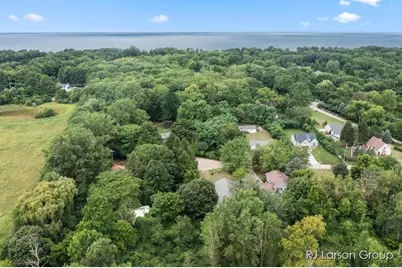 1007 Orchard Avenue, South Haven, MI 49090 - Photo 38