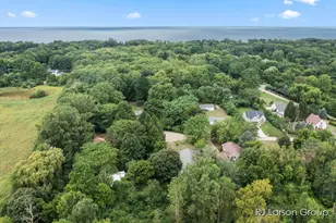1007 Orchard Ave, South Haven, MI 49090 - Photo 38