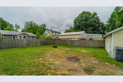 208 E Prairie Ronde Street, Dowagiac, MI 49047 - Photo 24