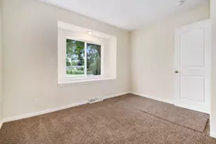 8687 Lilac Ln, Berrien Springs, MI 49103 - Photo 10