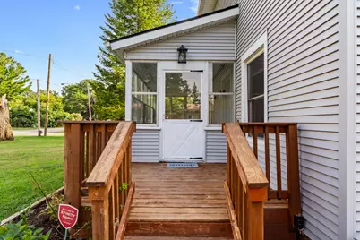 1050 Maynard Avenue, Jackson, MI 49202 - Photo 6