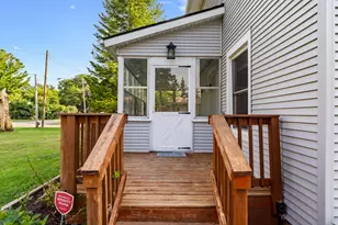 1050 Maynard Ave, Jackson, MI 49202 - Photo 6