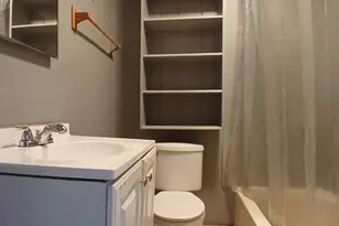 35 Liberty St, Pontiac, MI 48341 - Photo 4