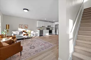 440 Pleasant St SW, Grand Rapids, MI 49503 - Photo 2