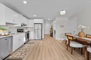 452 Pleasant St SW, Grand Rapids, MI 49503 - Photo 6