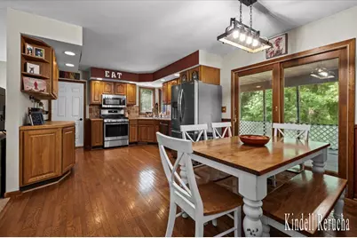 699 Lincoln Lake Avenue NE, Lowell, MI 49331 - Photo 8