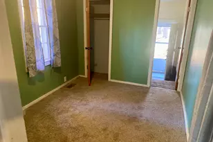 2394 Forrest Dr, Hillsdale, MI 49242 - Photo 16