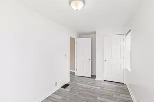 206 W North St, Albion, MI 49224 - Photo 10