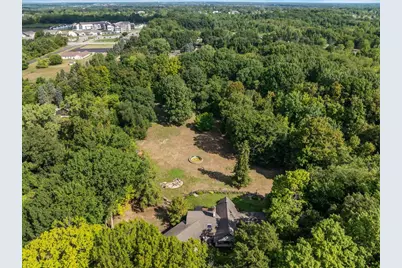 955 Kenwood Drive, Holland, MI 49423 - Photo 4