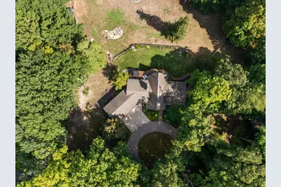 955 Kenwood Drive, Holland, MI 49423 - Photo 6