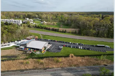 17684 Us-12, New Buffalo, MI 49117 - Photo 32