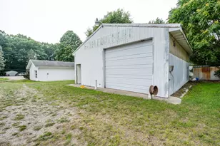 4109 Coloma Rd, Benton Harbor, MI 49022 - Photo 36