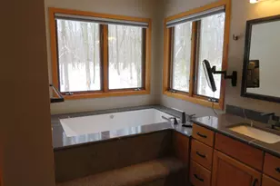 7217 Hawthorn Valley Ave, Kalamazoo, MI 49009 - Photo 26